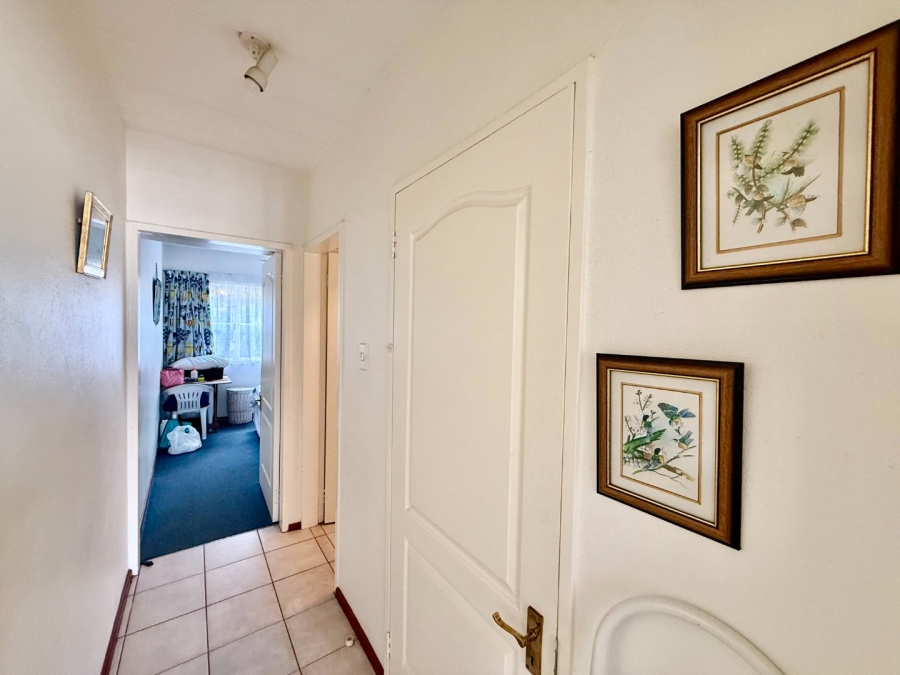 2 Bedroom Property for Sale in Caribbean Beach Club North West